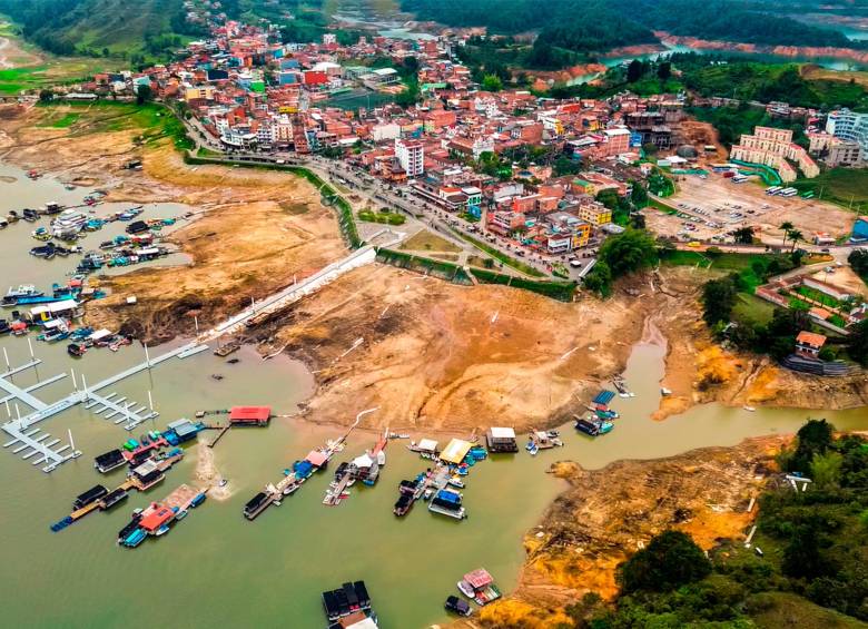 Description: El nivel de los embalses en Antioquia está en 33,48%, según XM. FOTO Camilo Suárez