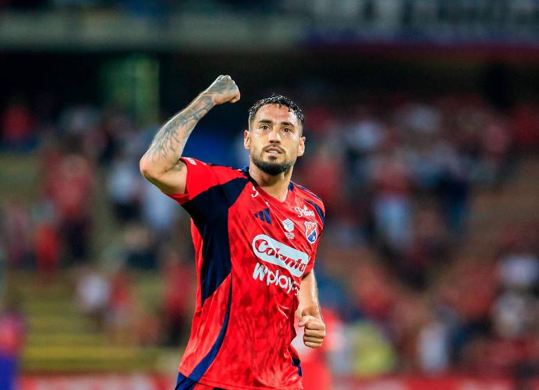 El delantero argentino Francisco Fydriszewski anotó uno de los dos goles con lo que el Medellín ganó en Uruguay el juego de ida. Foto: Camilo Suárez