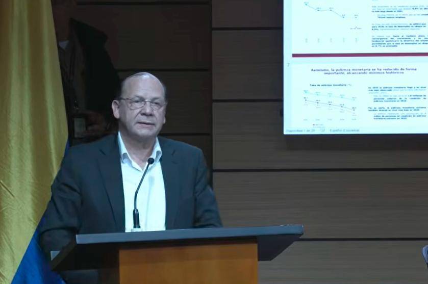 El ministro de Hacienda, Germán Ávila, detalló los principales indicadores del Marco Fiscal de Mediano Plazo. FOTO Tomada de YouTube
