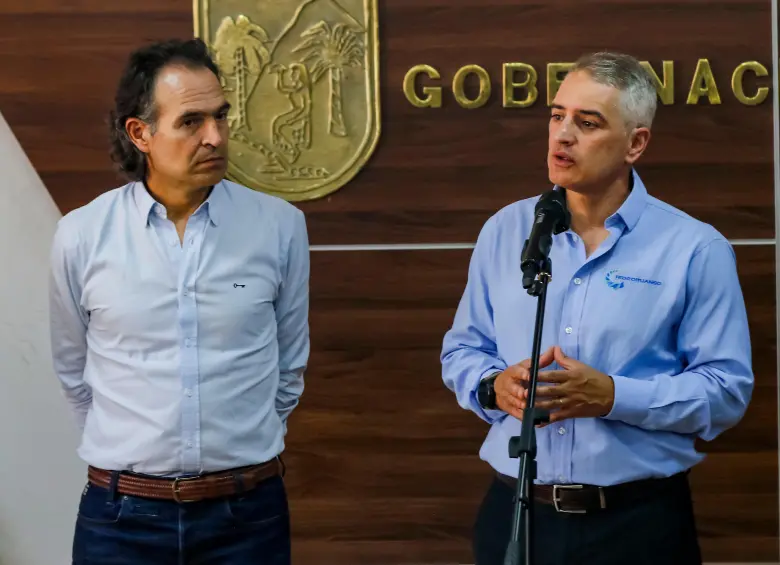 El alcalde de Medellín, Federico Gutiérrez, y el gobernador de Antioquia, Andrés Julián Rendón. FOTO: Camilo Suárez