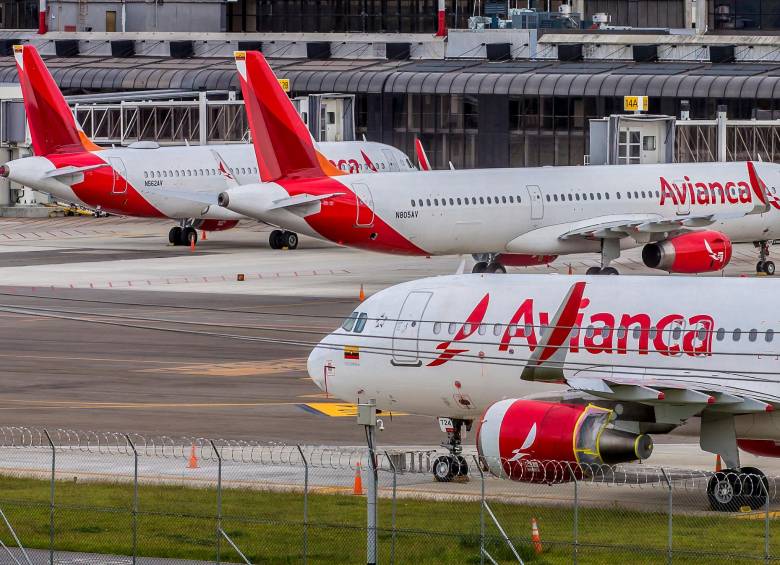 Pilotos de Avianca recalcan que la aerolínea salió del Capítulo 11 de la Ley de Quiebras de Estados Unidos en noviembre de 2021 y la recuperación le permitió acciones como adquisición de flota, lanzamiento de nuevas rutas y reconfiguraciones que demuestran su capacidad económica. FOTO Juan Antonio Sánchez