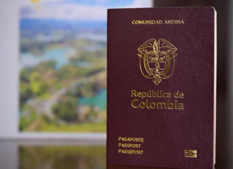 El nuevo pasaportes entró en vigencia en el gobierno del presidente Gustavo Petro. Foto: Cancillería