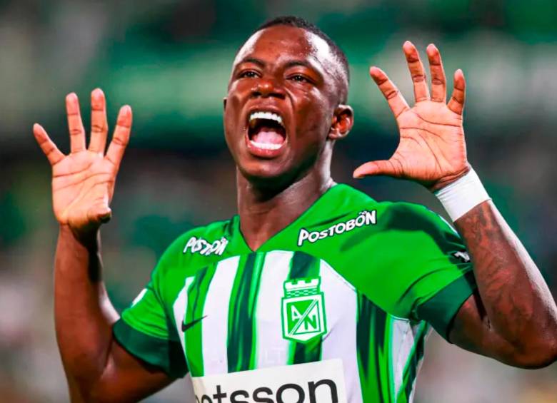 El extremo Marino Hinestroza fue una de las figuras de Atlético Nacional en los títulos que consiguió en 2024 y 2025. Foto: Manuel Saldarriaga