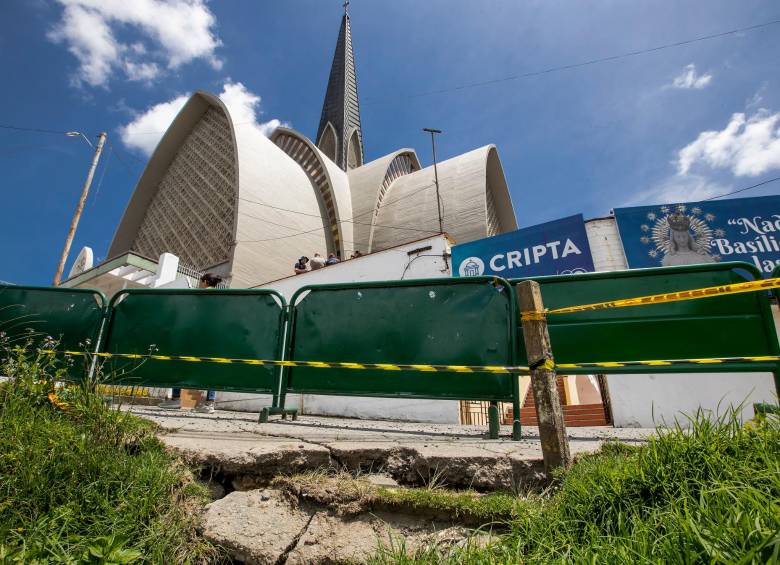 La Basílica Menor data de 1961 y en ella reposan imponentes obras de arte religioso. FOTOS Cortesía Juan Andrés Osorio Gil