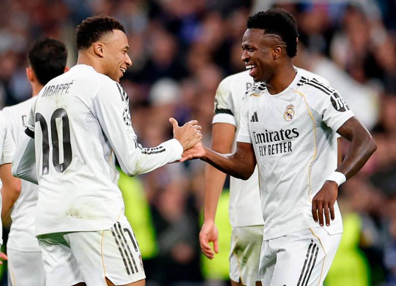 El delantero francés Kylian Mbappé y el brasileño Vinícius Júnior han sido las figuras del equipo merengue esta temporada. Foto: tomada del x de @RealMadriCF