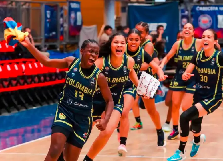 El festejo de la Selección Colombia tras su clasificación. FOTO fiba