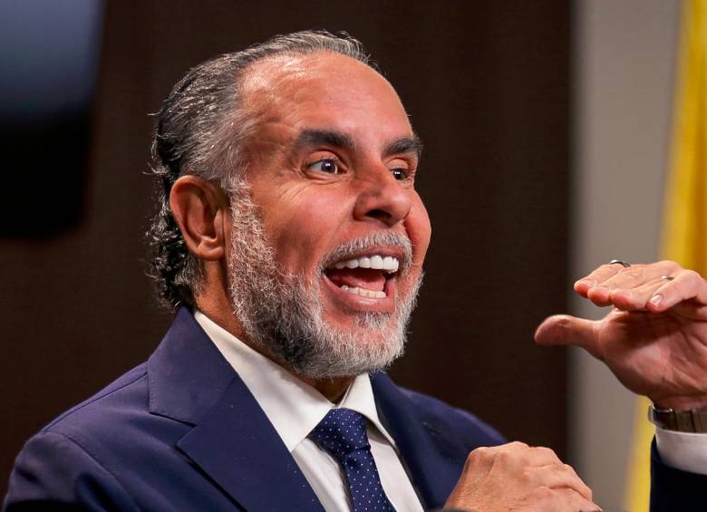 Armando Benedetti, ministro de Interior, dice que salario mínimo podría subir a 1,8 millones de pesos. FOTO COLPRENSA