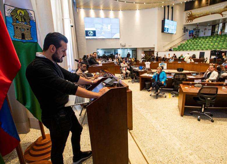 La vocería de la oposición para este período estará encabezada por el concejal del Centro Democrático Carlos Ríos Puerta. FOTO: Manuel Saldarriaga.