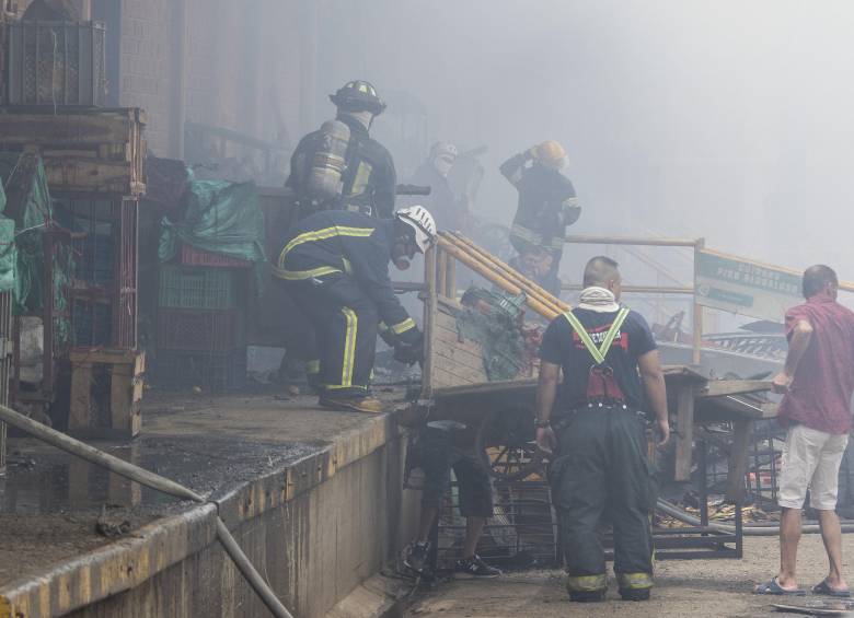 Descripción: Incendio en el bloque 27 de la Central Mayorista, conocido como Las Malvinas. Fecha de evento: 10/07/2017. Foto: Robinson Sáenz Vargas