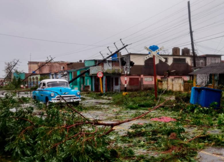 Los vientos del huracán alcanzaron velocidades de los 200 kilómetros por hora. FOTO EFE