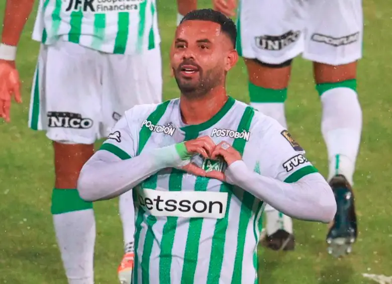 Edwin Cardona al final del encuentro frente al Pasto en el que anotó dos golazos. FOTO MANUEL SALDARRIAGA