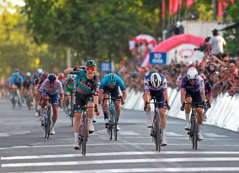 Bennett logró su segunda victoria en la Vuelta a San Juan. La primera había sido en la edición de 2019. FOTO CORTESÍA Bill Torres / Globesport