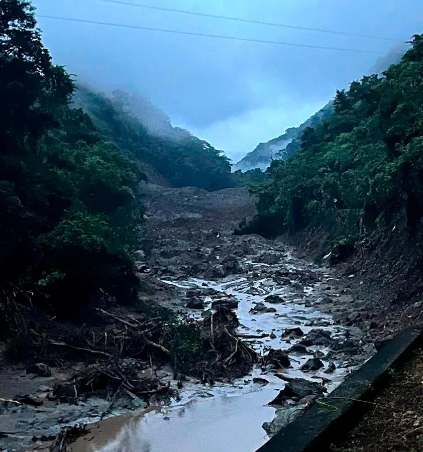 Este es el deslizamiento que produjo una nueva emergencia en Salgar. FOTO: CORTESÍA