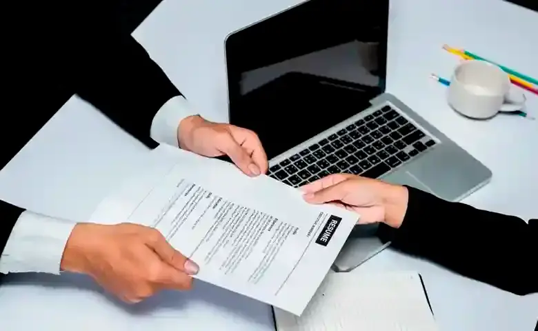 En Medellín hay más de 10.000 vacantes distribuidas en diversos sectores. FOTO: SHUTTERSTOCK