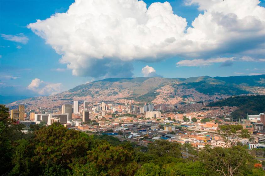 Medellín, tejido de historias en las montañas