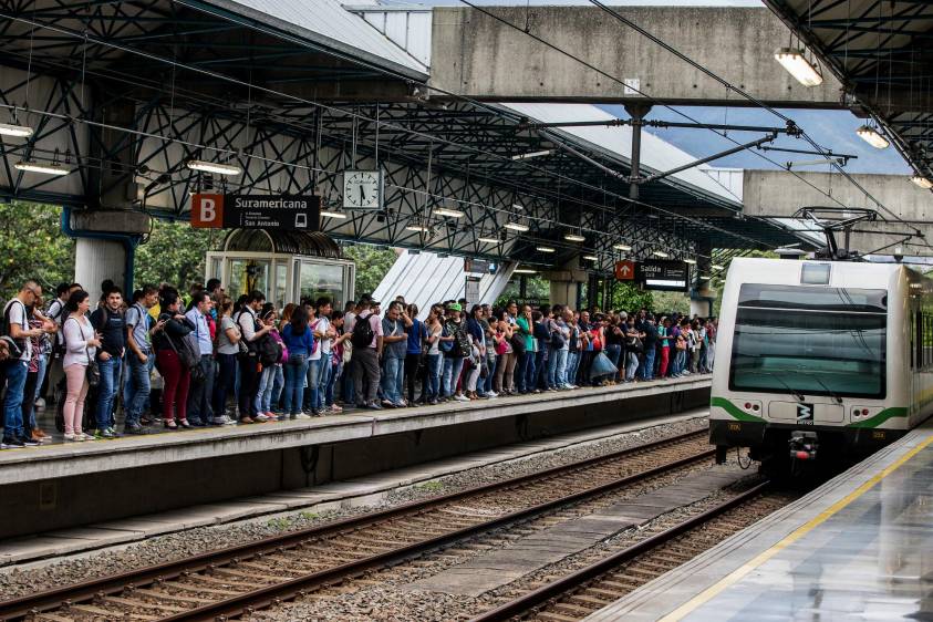El Metro arrastra un pleito con la Alcaldía de Medellín por una deuda de al menos $161.000 millones. FOTO: JAIME PÉREZ MUNÉVAR