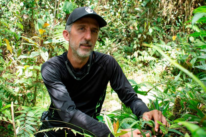 Sebasián Vieira trabajó en el mundo de las telecomunicaciones 20 años y ahora se dedica a salvar los bosques de Antioquia. Foto: Cortesía