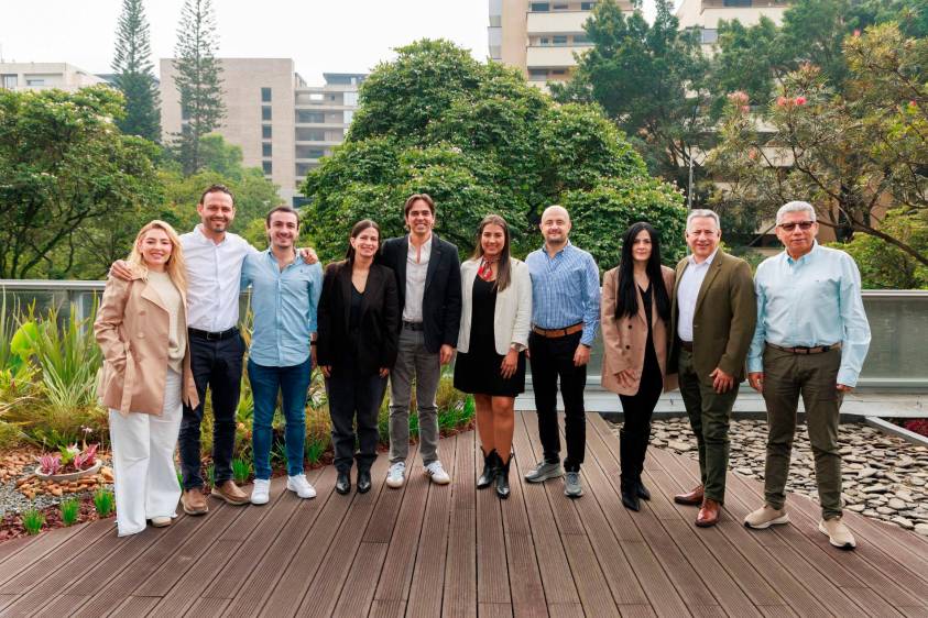 Consejeros de alto nivel hacen posible la Estrategia Clúster 