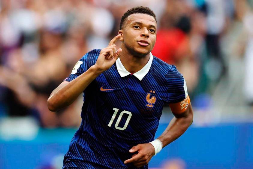 El francés Kylian Mbappé volvió a repetir como Botín de Oro en el Muundial, esta vez con 10 tantos en Norteamérica. FOTO GETTY 