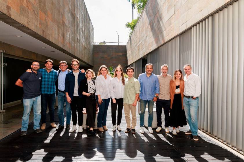 Consejeros de alto nivel hacen posible la Estrategia Clúster 