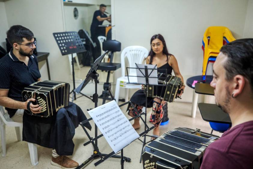 Estudio del artista: Escuela de Tango de Medellín