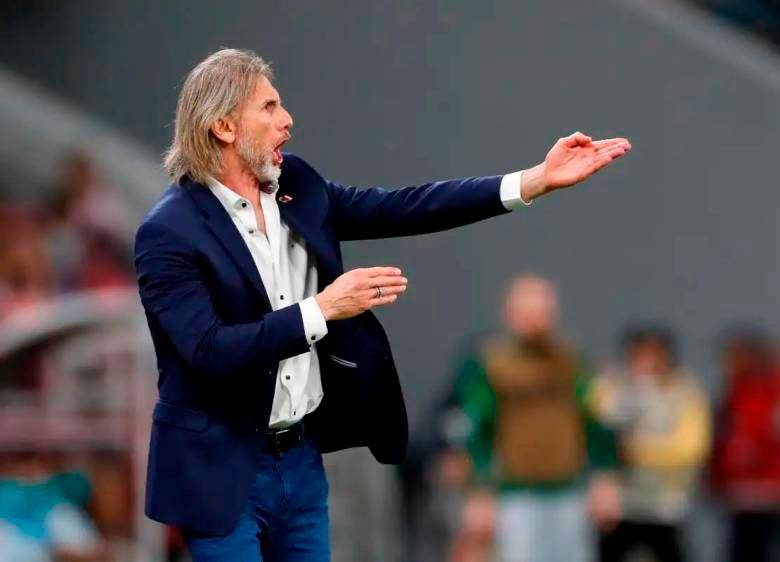 Ricardo Gareca clasificó con Perú a un Mundial después de 36 años. FOTO EFE