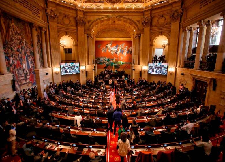 Los integrantes de las comisiones terceras del Senado y Cámara de Cambio Radical fueron quienes se retiraron del recinto. FOTO: COLPRENSA