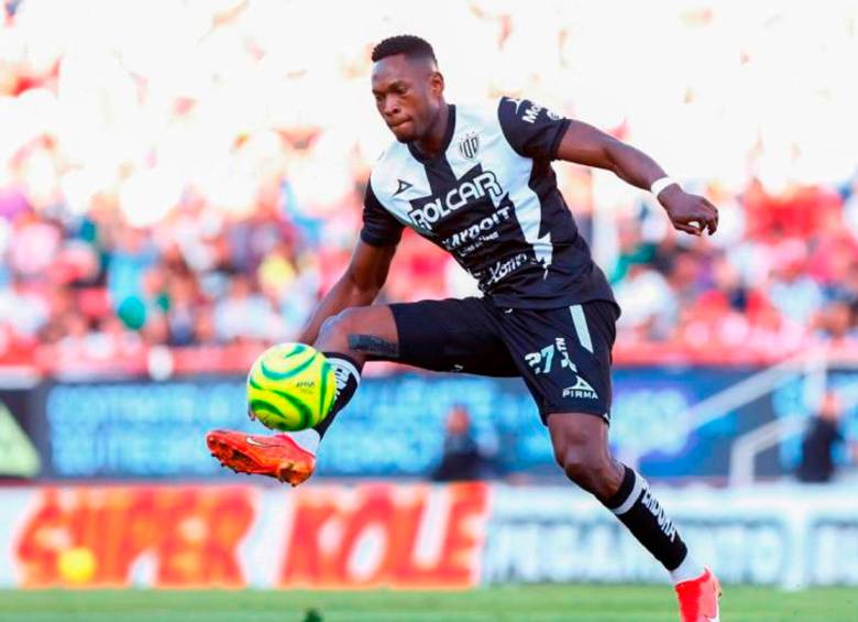 Diber Cambindo, del Necaxa, es el actual goleador de la Liga MX con 9 anotaciones. FOTO: Getty