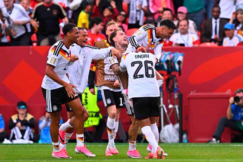Los cuatro veces campeones del mundo, sufrieron pero al final ganaron 2-1 ante Costa de Marfil, y se clasificaron a la siguiente fase del Mundial de Norteamérica. FOTO GETTY 
