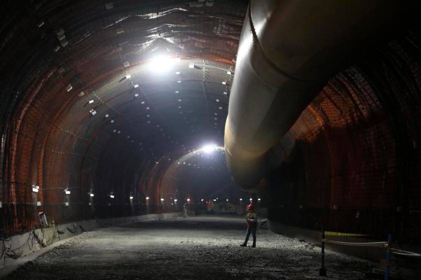 En Pacífico 1 se construyen dos túneles bidireccionales, cada uno con una longitud de 3.6 km aproximadamente. Foto: Edwin Bustamante
