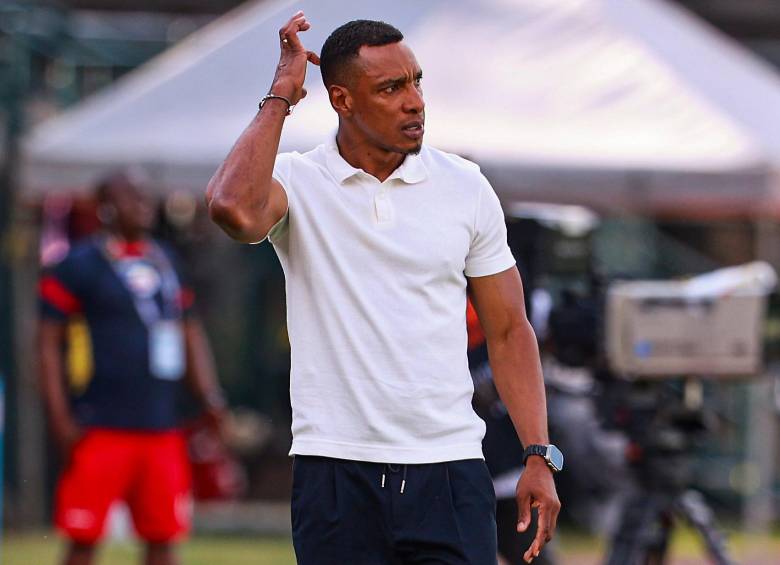 El entrenador antioqueño Amaranto Perea llegó a Independiente Medellín después de ser asistente de Néstor Lorenzo en el Mundial de Norteamérica. Foto: Manuel Saldarriaga