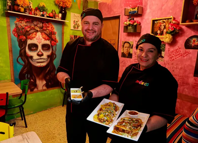 Pedro (Germán) y Angie Duron son los dueños del restaurante. Ella nació en León, Guanajuato, mientras él es oriundo de Sabaneta. Se conocieron en México durante una estancia de él en ese país. FOTO: Manuel Saldarriaga