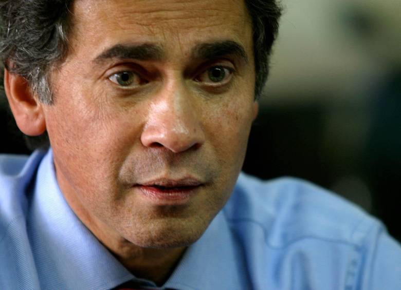 Múltiples denuncias de maltrato a empleados y estudiantes por parte del excongresista han salido a la luz. FOTO: COLPRENSA