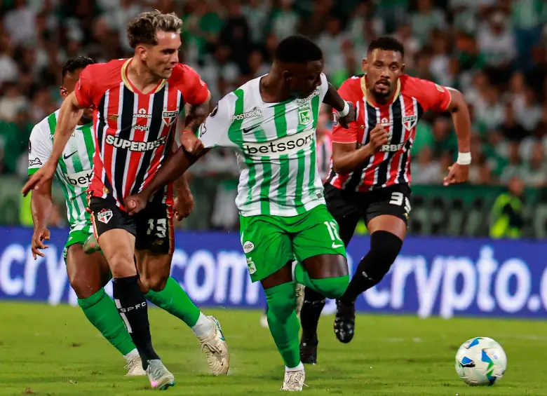 Marino Hinestroza hizo un gol y realizó tres asistencias en la Libertadores 2025. FOTO: MANUEL SALDARRIAGA
