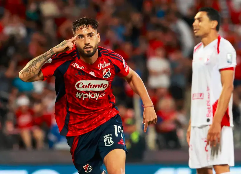 Francisco Fydriszewski es la gran carta de gol del DIM frente al América. FOTO MANUEL SALDARRIAGA