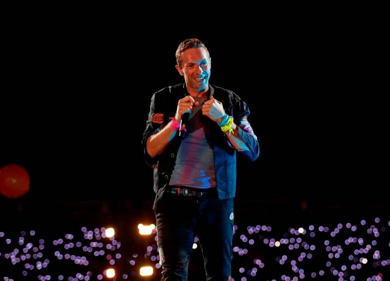 Después de su paso por Colombia y Chile, Coldplay tendrá que reprograma sus conciertos en Brasil para comienzos de 2023. FOTO: EFE 