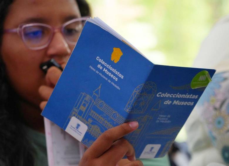 Coleccionistas de Museos es una iniciativa que propone a la ciudadanía visitar 33 museos de Medellín para llenar un pasaporte cultural. FOTO: Alcaldía de Medellín.