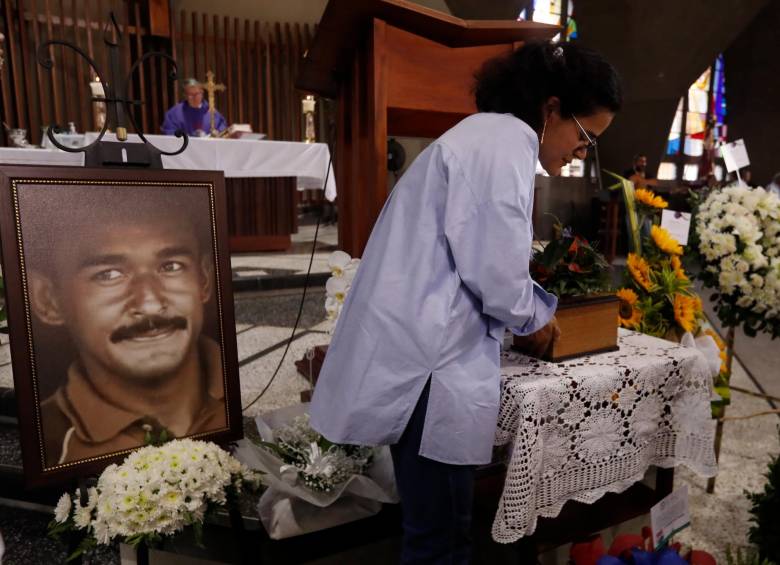 El difunto entrenador paisa Víctor Luna dirigió al DIM cinco veces: en 1997,2000, 2002-2003, 2006-2007 y 2011. FOTOs Juan Antonio sánchez y Jaime pérez