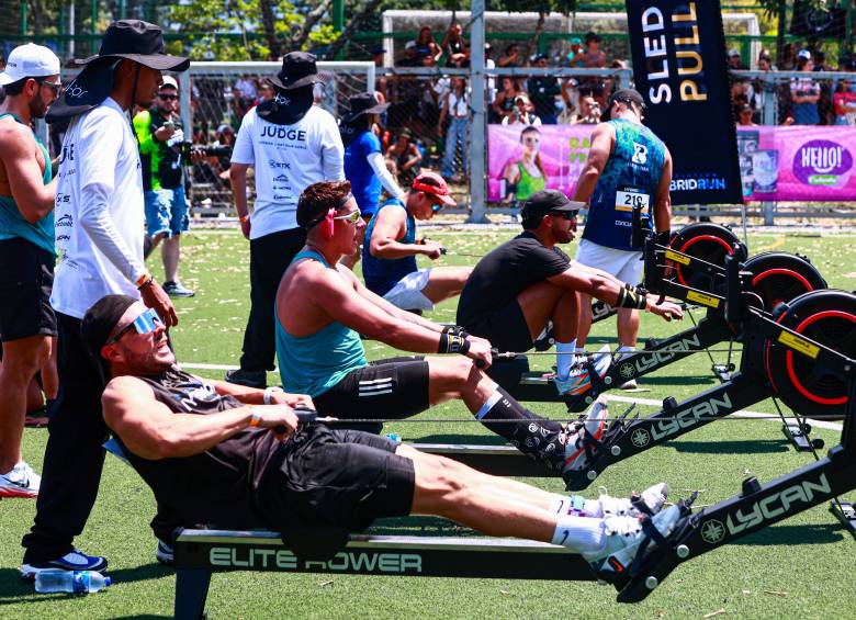Durante la jornada, los participantes demostraron su resistencia y capacidad de adaptación frente a pruebas que exigían fuerza, coordinación y velocidad. Foto: Manuel Saldarriaga Quintero.