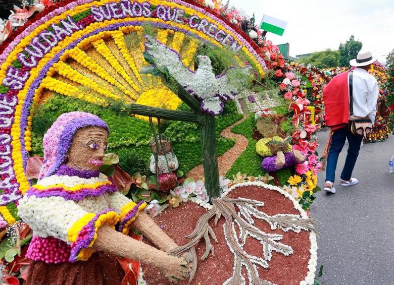 El desfile no solo marca el cierre de la Feria, sino que también deja un mensaje de unidad y pertenencia. Foto: Manuel Saldarriaga Quintero