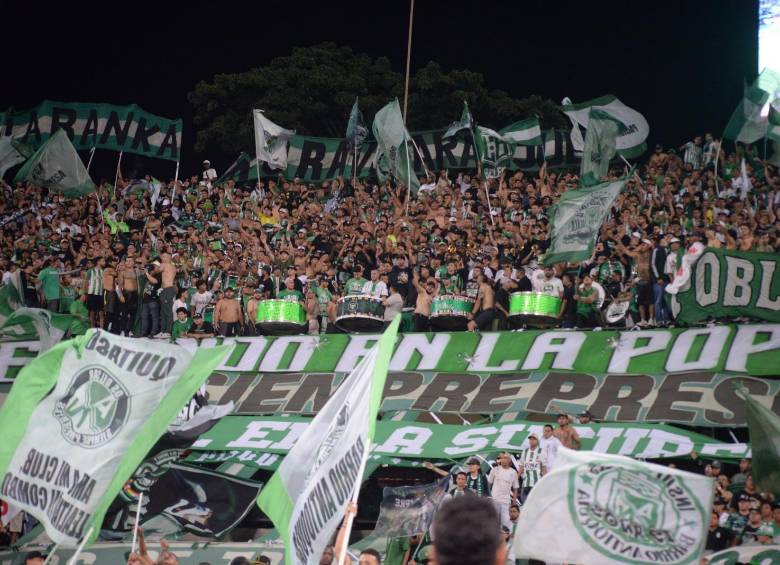 No se necesita inscripción previa ni tendrá costo la entrada a estos espacios con pantallas gigantes. FOTO: Alcaldía de Medellín