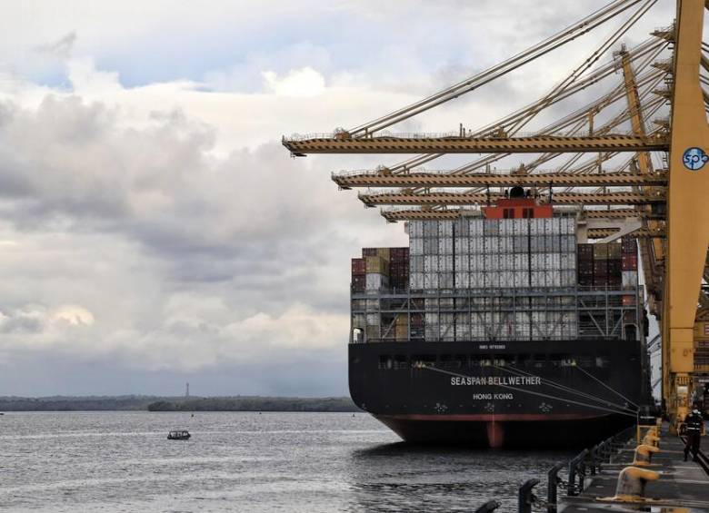 Contenedores en el puerto de Buenaventura. FOTO: Colprensa.