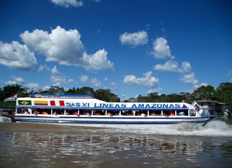 La disputa por Santa Rosa no es solo una cuestión de soberanía, sino también de seguridad estratégica y desarrollo económico. La isla se encuentra en una zona clave para el comercio fluvial, el control migratorio y la vigilancia ambiental. Su cercanía a Leticia la convierte en un punto neurálgico para la conectividad regional y la cooperación transfronteriza. FOTO: Colprensa.
