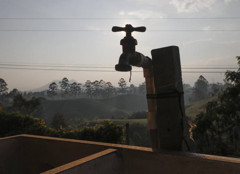 Los cortes de agua de este fin de semana en el sur de Medellín y el Valle de Aburrá fueron programados por unos trabajos de modernización de la planta La Ayurá. FOTO: Manuel Saldarriaga Quintero