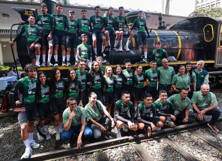 Todo el equipo profesional y juvenil del Orgullo Paisa estará presente en el equipo Orgullo Paisa este domingo 27 de septiembre con salida en Sabaneta. Foto: Manuel Saldarriaga Quintero.