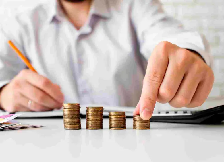 El sistema de transferencias busca cerrar brechas, pero deja a departamentos como Antioquia con menores recursos por persona. FOTO: FREEPIK