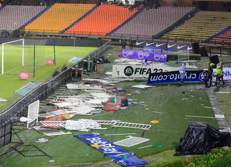 ¡Así no! Los del Sur pelearon y no dejaron jugar al Verde