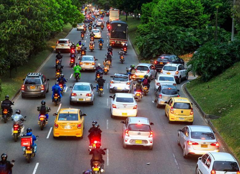 La medida de pico y placa no será levanta durante la temporada de semana santa, anticipó la Alcaldía de Medellín. FOTO: MANUEL SALDARRIAGA QUINTERO