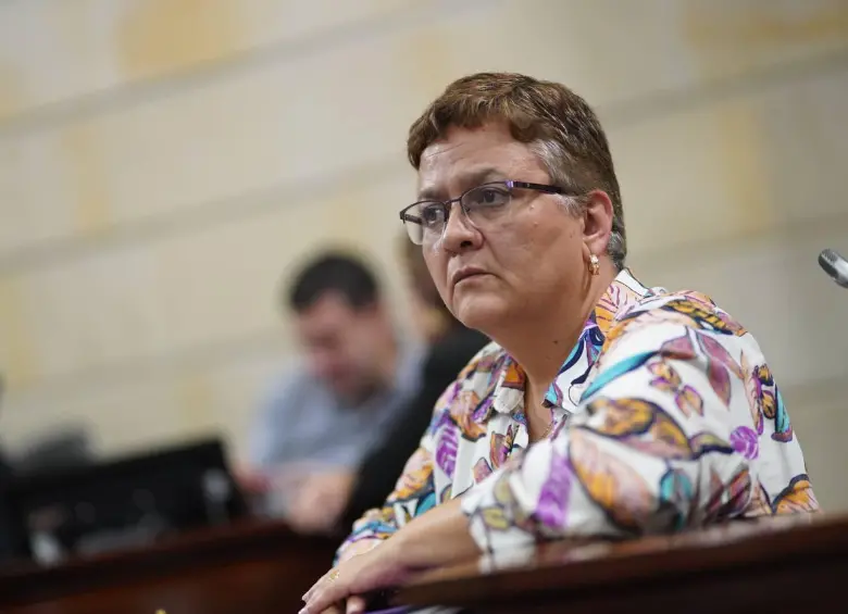 Nueva EPS: Los cuatro líos que enredan a Luz María Múnera en presunta intervención ilegal