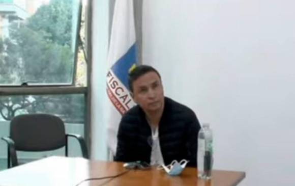 Jhonier Leal fue capturado el pasado viernes en su apartamento ubicado en El Polo, en Bogotá. FOTO CAPTURA DE VIDEO